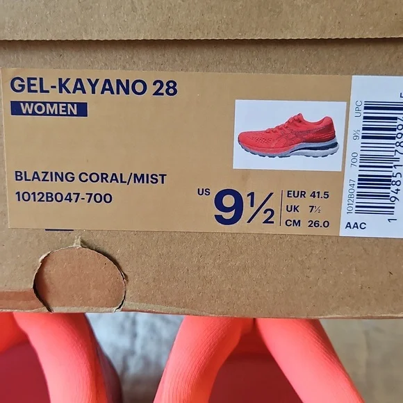 NWT Asics Kayano 28 - Picture 6 of 6